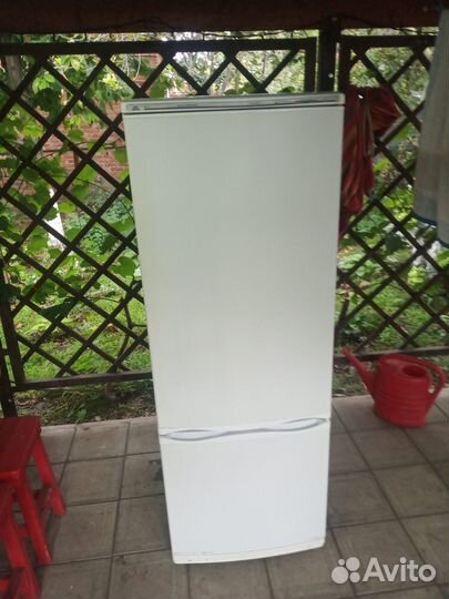 Холодильник бу