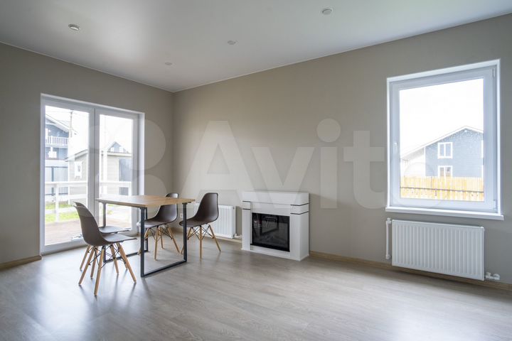 Дом 216 м² на участке 10,6 сот.