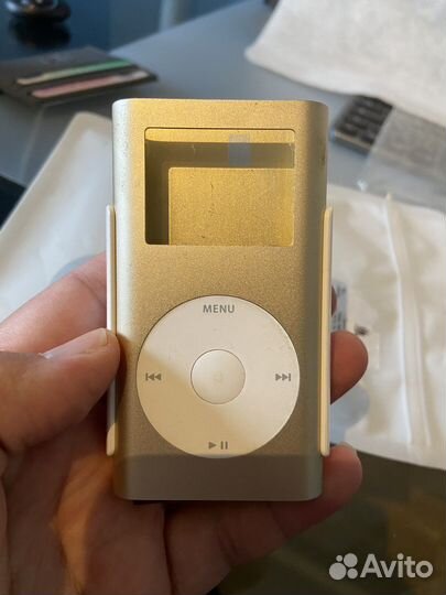 iPod mini 64gb, редкий «золотой» цвет