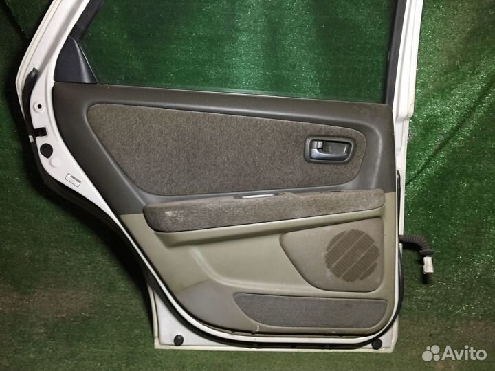 Дверь задняя левая Toyota Cresta JZX100 Пустая