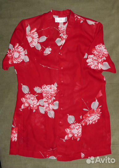 Блузка с короткими рукавами б/у 1 раз