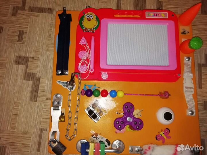 Детские подарки Бизиборд игрушки