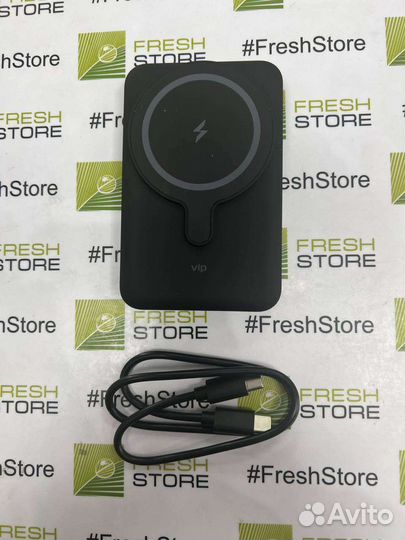Внешний аккумулятор с беспроводной зарядкой VIP