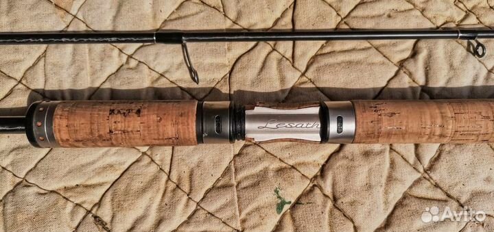 Спиннинг Shimano Lesath SLE300, Jaxon Extreme 300