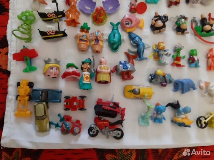Фигурки из киндер-сюрприза винтаж 90гг. за 1 шт