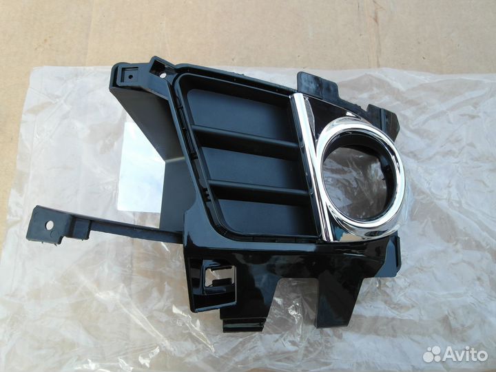 Решётка туманки левая Тайвань Honda Accord 8 10-12