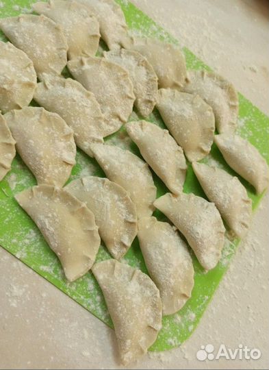 Пельмени,вареники, манты,бифштекс