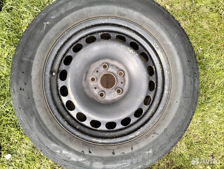 Колеса Bridgestone Dueler R16 летние на дисках VAG