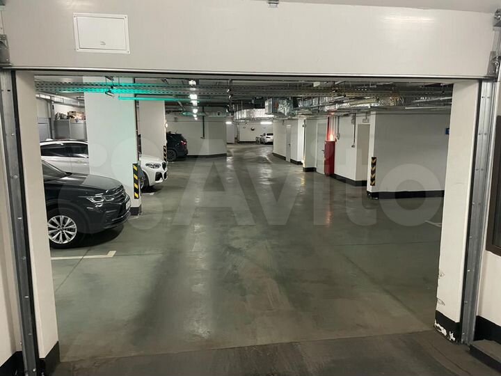 Машиноместо, 16 м²