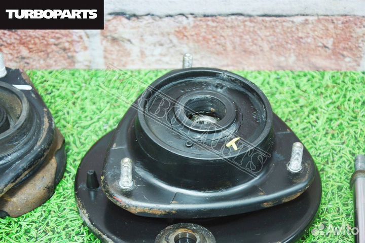 Стойки комплект Subaru Legacy B4 BM EJ25