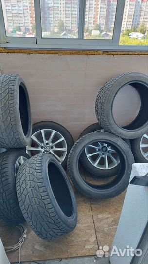 Tigar Winter 235/45 R18