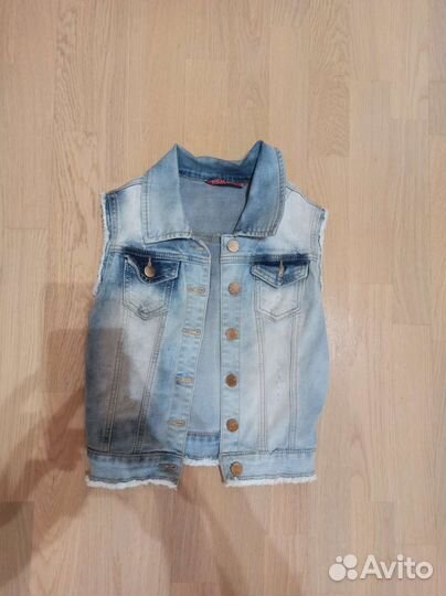 Жилетка джинсовая на девочку