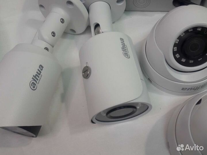 Камеры видеонаблюдения 5 шт к-т 4Мп Dahua