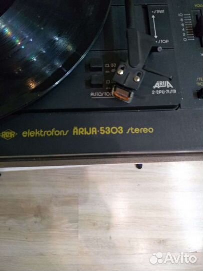 Проигрыватель винила ария 5303