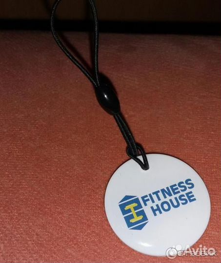 Продам абонемент в Фитнес хаус