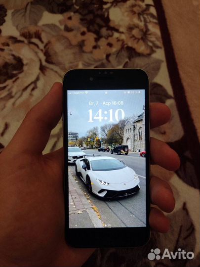 iPhone SE (2022), 128 ГБ