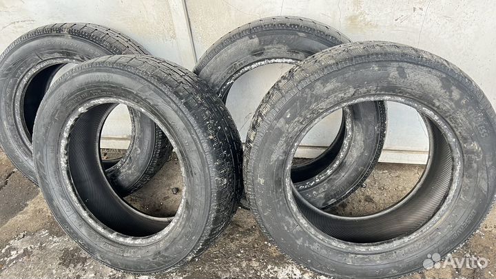 Toyo Observe Garit G1S 215/60 R16