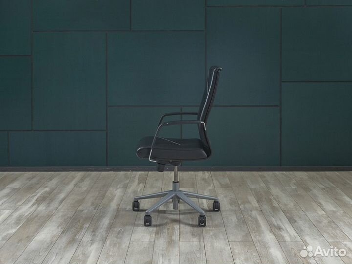 Офисное кресло для руководителя Sitland madera Ита