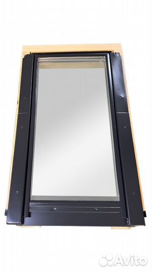 Деревянное мансардное открывающееся окно Monsari P