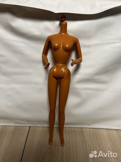 Продам тело барби 90х и головы