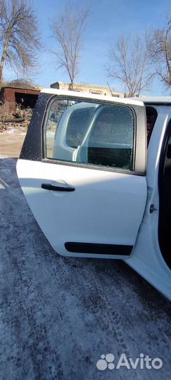 Дверь задняя правая Citroen C3 Picasso 2012 год