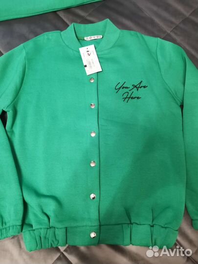 Спортивный костюм женский