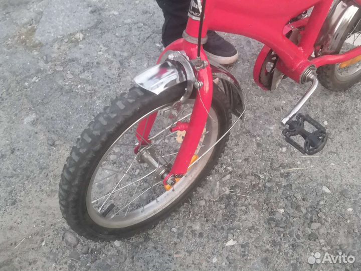 Детский велосипед 16