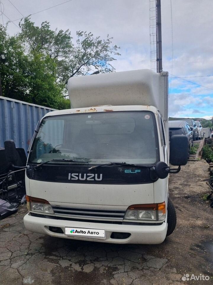 Isuzu Elf, 1996