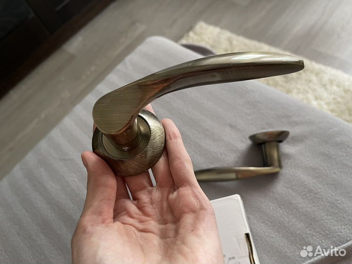 Ручки дверные бронза