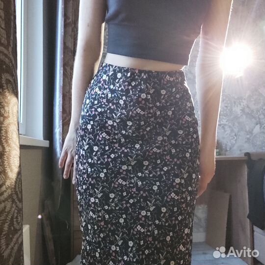 Юбка миди с цветочным принтом