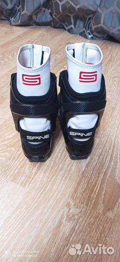 Лыжные ботинки spine concept skate