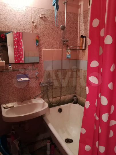 Комната 8 м² в 3-к., 3/5 эт.