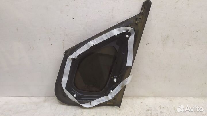 Стекло кузова заднее левое Kia Optima 4 JF 2016
