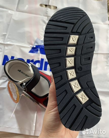 Сандали нордман новые