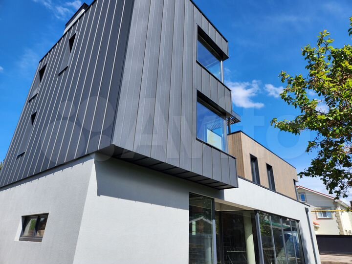 Дом 233 м² на участке 5 сот.