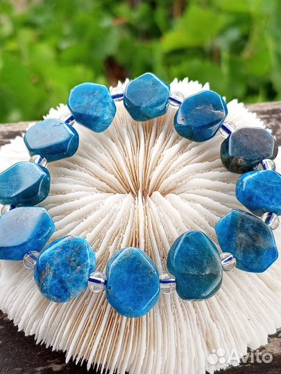 Браслет из апатита