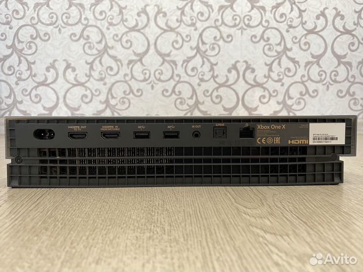 Xbox One X Gears 5 Limited Edition