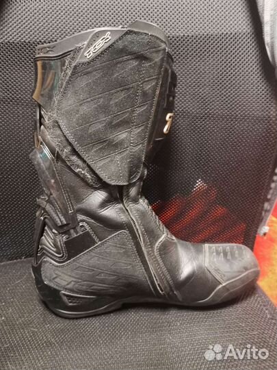 Мотоботы TCX R-S2