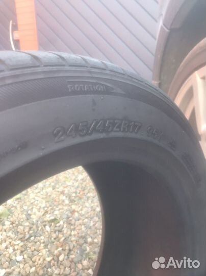 Event Admonum 4S 245/45 R17