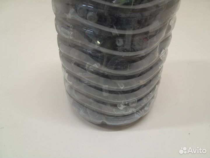 Болт Kia K5 DL3 2019