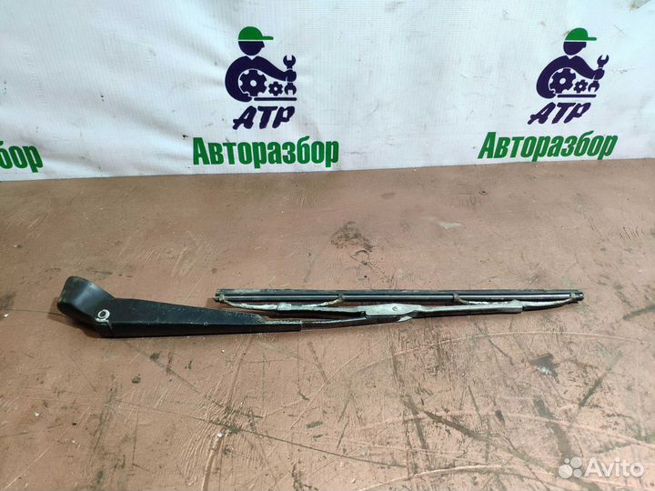 Поводок стеклоочистителя задний Ford Fiesta