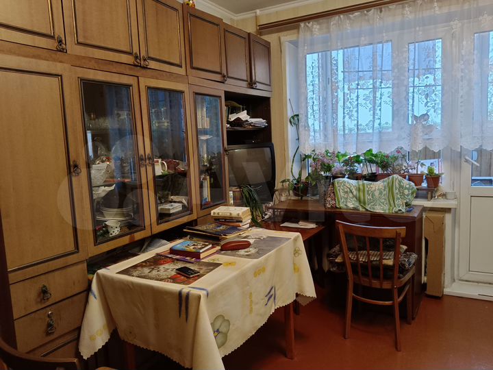 Доля в 2-к. квартире, 36,2 м², 2/5 эт.