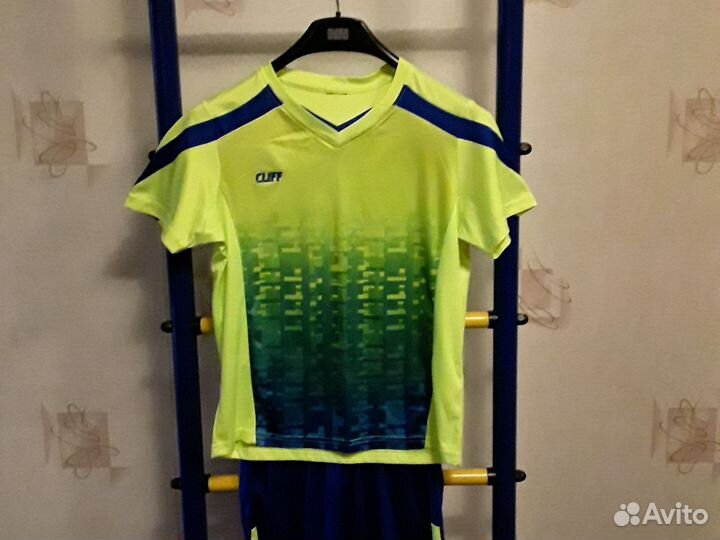 Детская футбольная форма