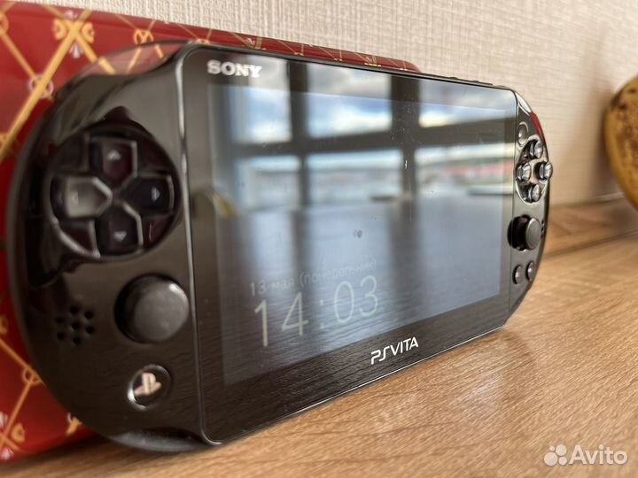 PlayStation Vita Slim (HENkaku)