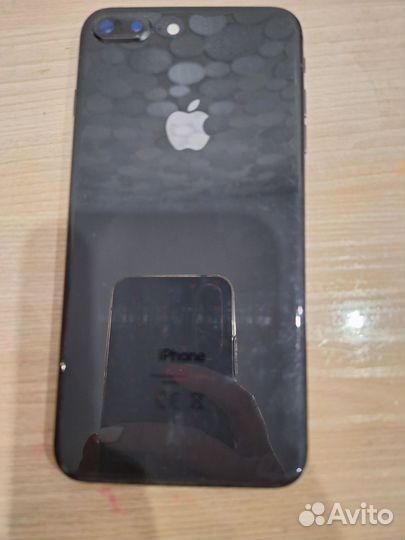 iPhone 8 Plus, 64 ГБ