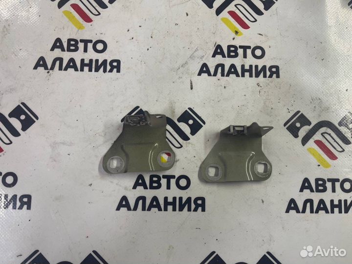 Кронштейн крыла передний левый Bmw 5-Series 523D