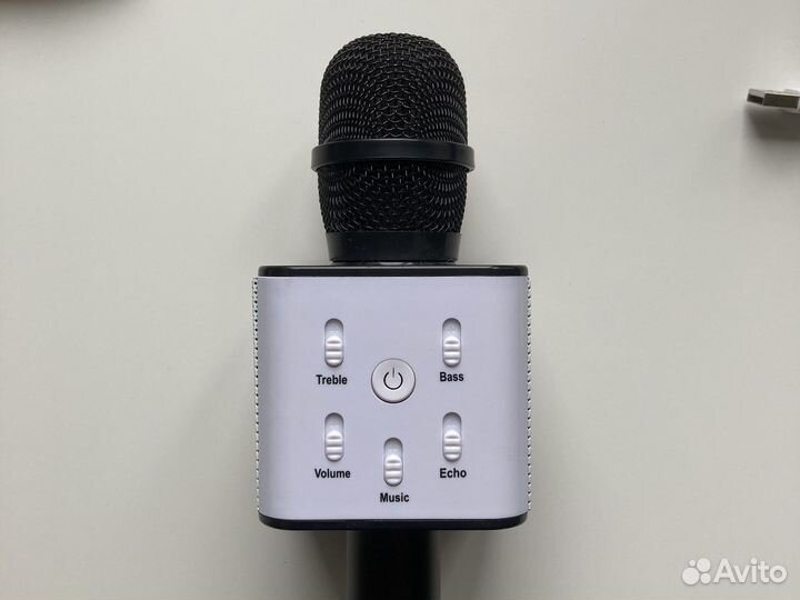 Караоке микрофон