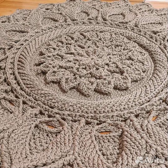 Ковер крючком