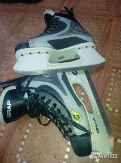 Коньки хоккейные