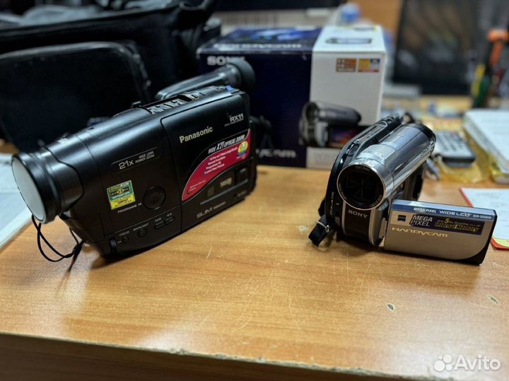 Видеокамеры Sony и Panasonic